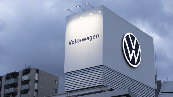 <br />
                    Концерн Volkswagen заявил о планах по продаже завода в Калуге<br />
                