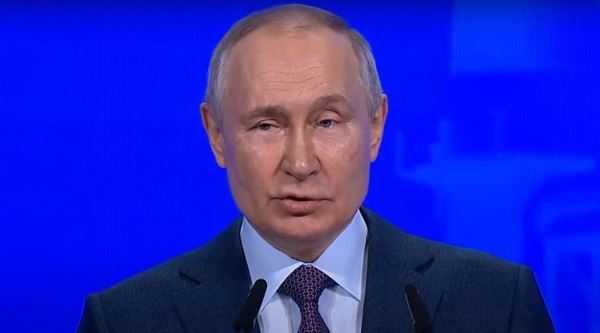 Репа для Запада, немецкие тараканы и частушка: самые яркие заявления Путина на съезде РСПП