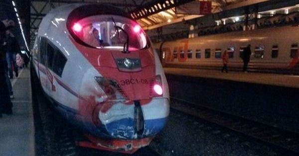 Юристы «Росгосстраха» снова обожглись из-за контракта с «РЖД»: сбитые люди продолжают повреждать скоростные поезда