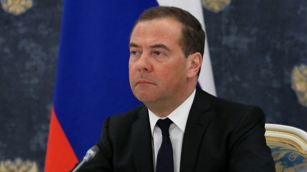 Медведев назвал высоковатой цену нового «Москвича»